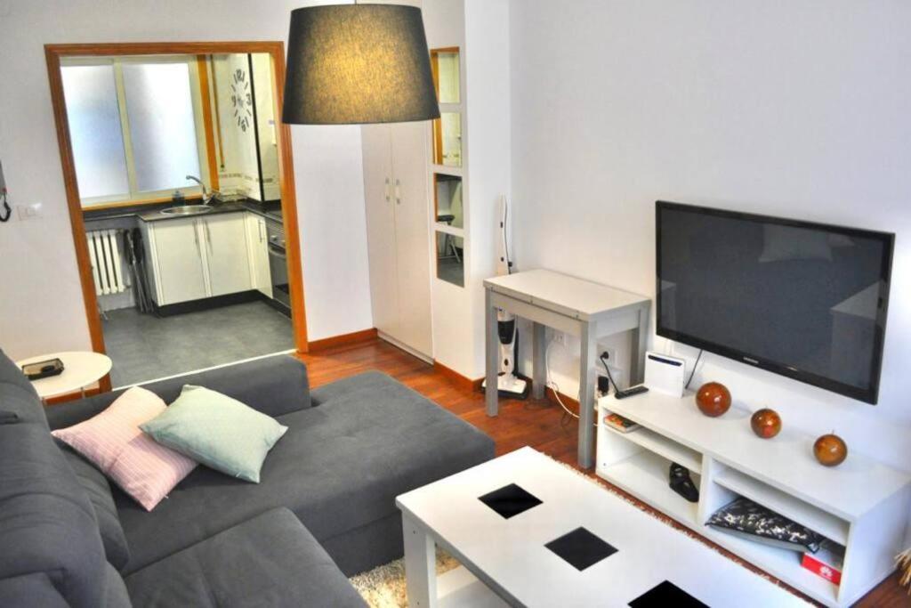 Curros Enriquez Rd, Centrico, Plaza Garage Leilighet Ourense Eksteriør bilde